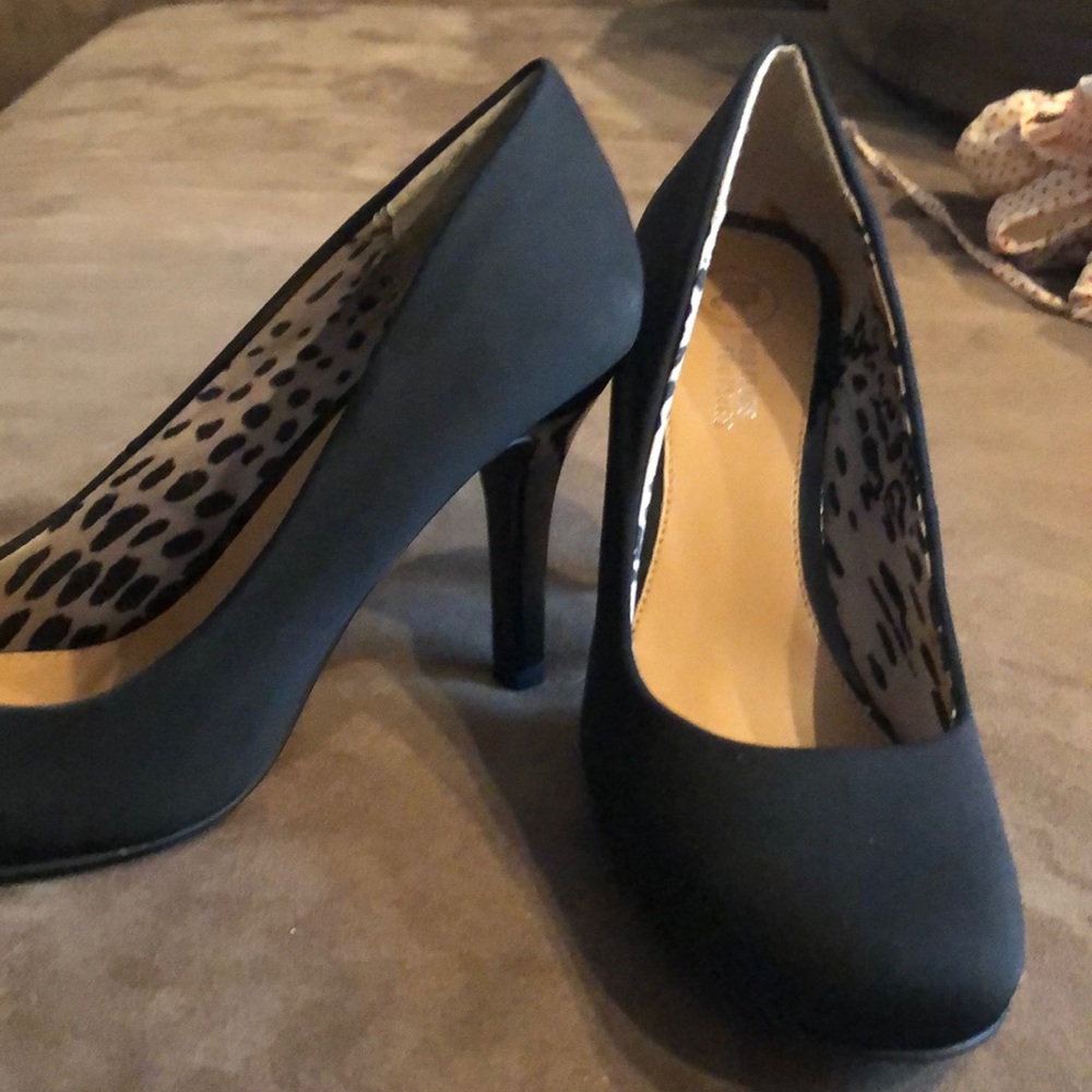 MOOTSIES TOOTSIES black heels